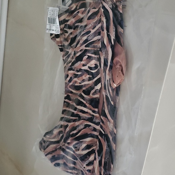 Adidas YOGA STUDIO CLASH PRINT Bra - Picture 2 of 4